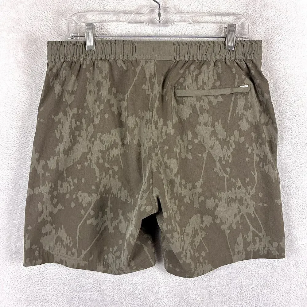 Vuori Shorts Mens M Banks Brown Camo Preppy Gym Running Workout Beach Outdoor
